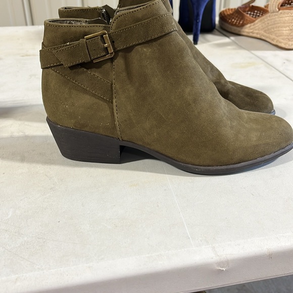 Just fab, size 8, olive green - Picture 2 of 3